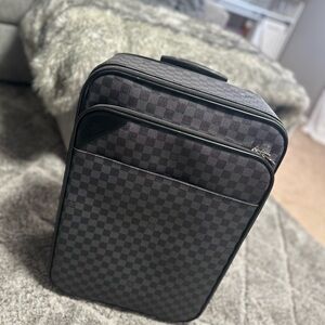 Louis Vuitton Black Travel Suitcase Checkerboard ( MISSING TOP LEATHER HANDLE)